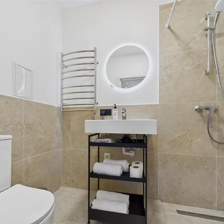 Scenic With River Views Апартаменты Рига